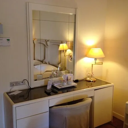 Отель Grand Tettuccio Монтекатини-Терме